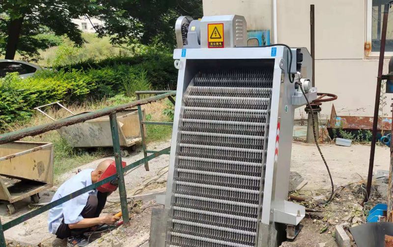 鄭州格(ge)柵汚(wu)水處理設備