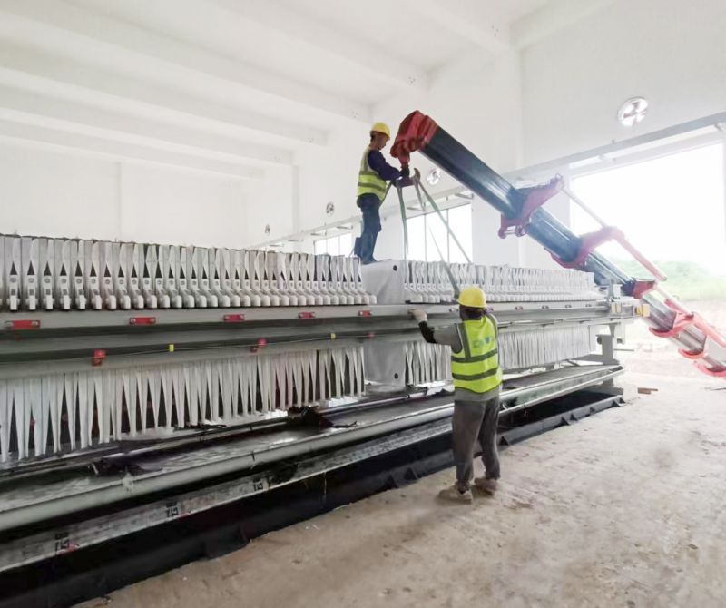 四川自貢工地雙節施工忙,堅守(shou)崗位獻力量